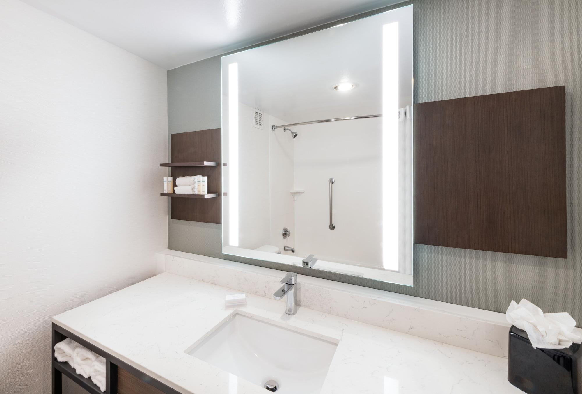 Hilton Garden Inn Philadelphia-Fort Washington Esterno foto