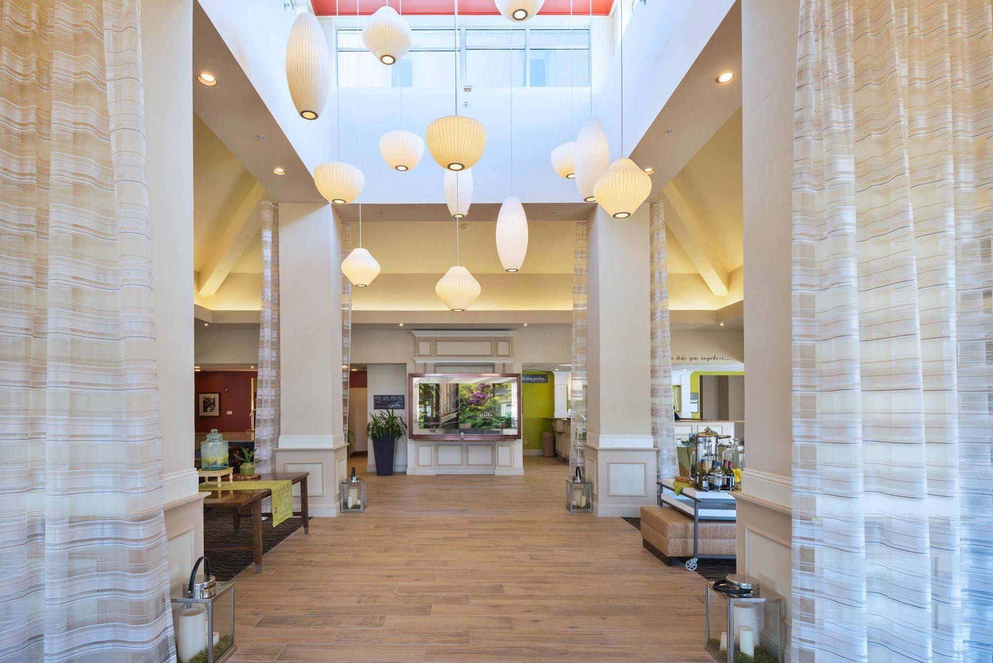 Hilton Garden Inn Philadelphia-Fort Washington Esterno foto